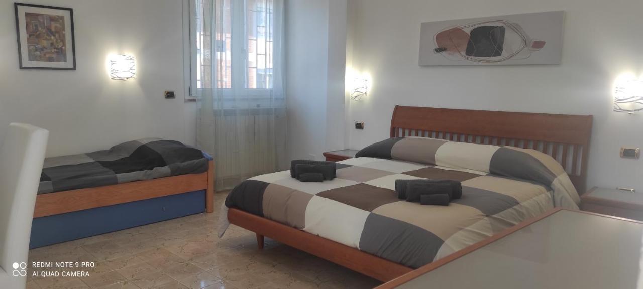Pasqualina's House Guest house *