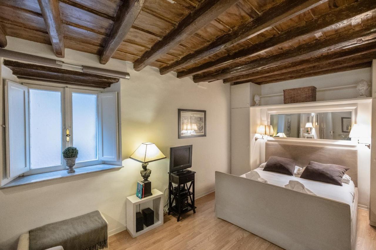 Apartment Romantica Studio-rental In Rome