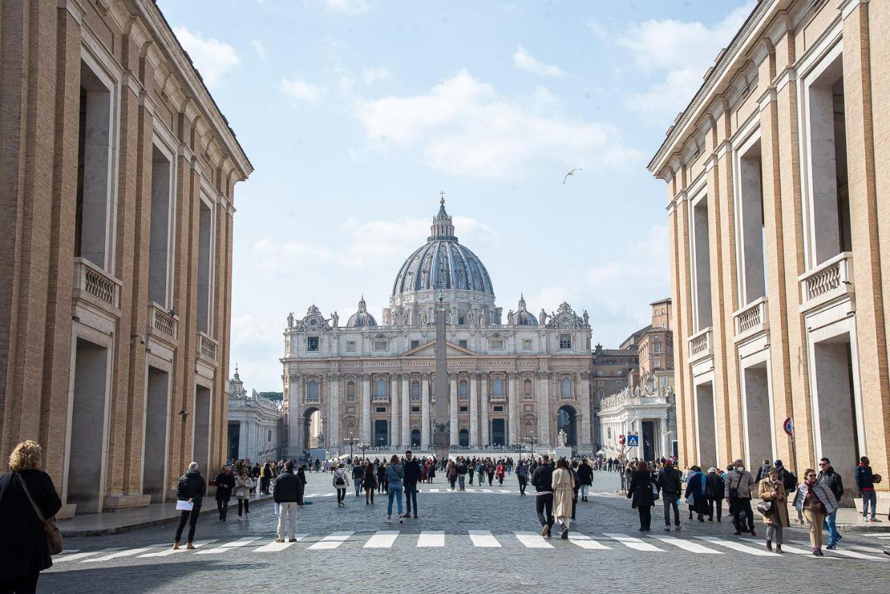 Apartment Vatican - Saint Peter's Homies