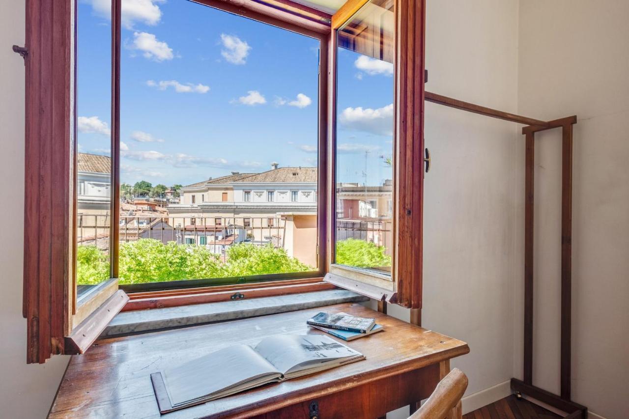 The View Trastevere Apartment Rome