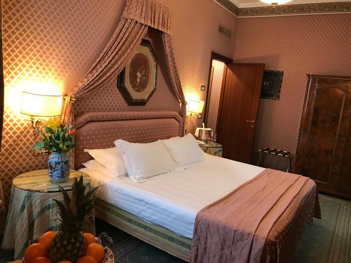 Hotel Mecenate Palace