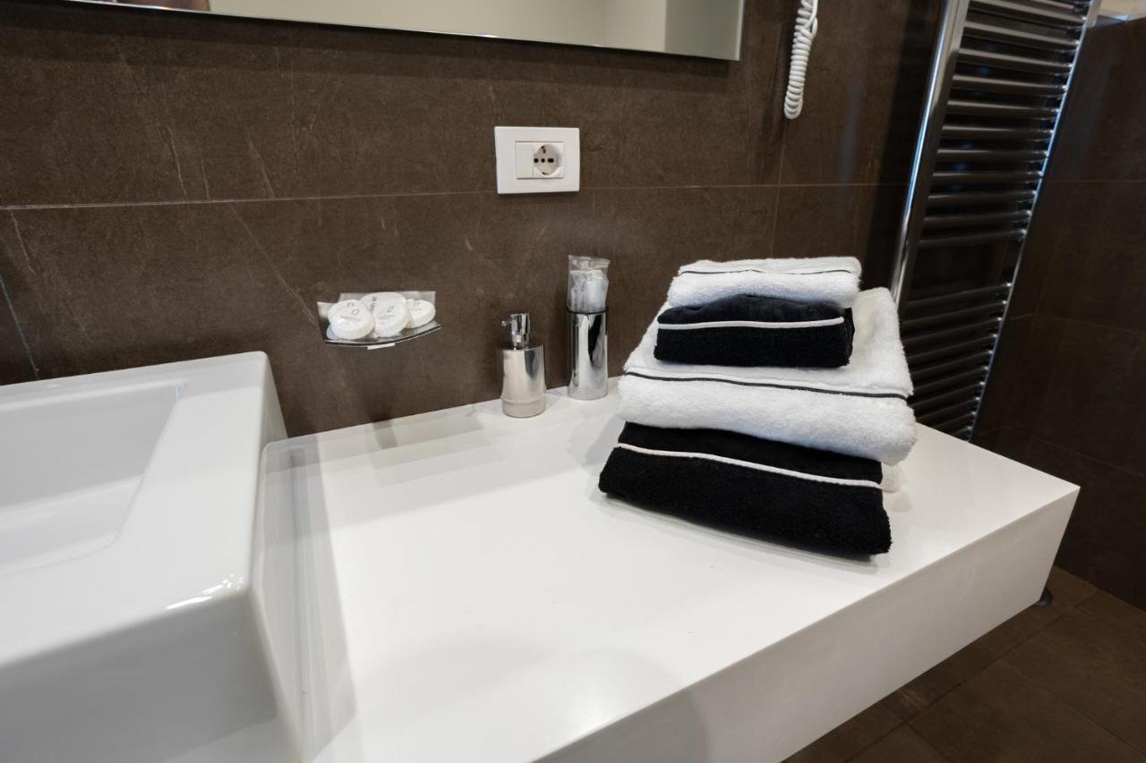 Cardilli Luxury Couette-café