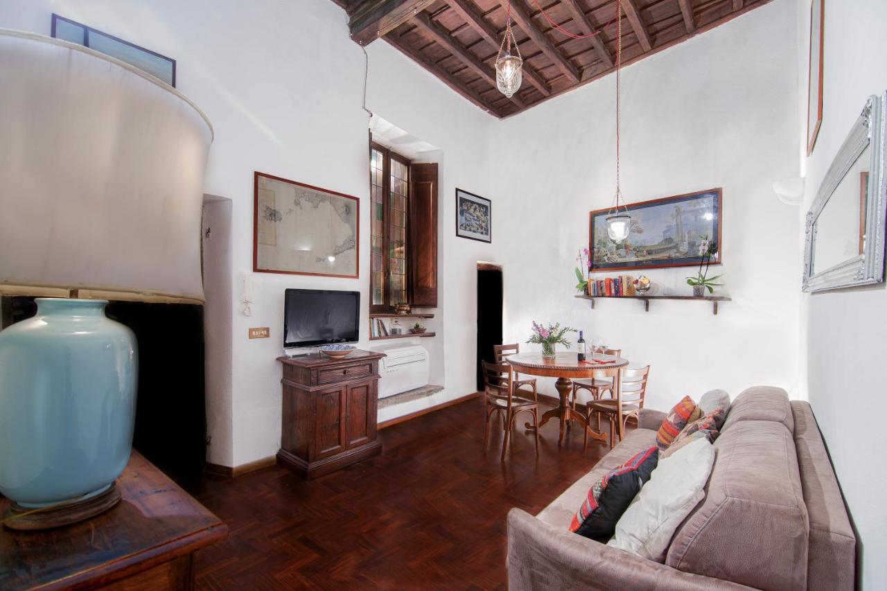 Cartari, Renaissance Flat A Few Steps From Piazza Navona And Vatican * Rome