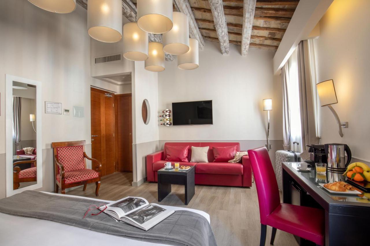 Condotti Palace Hotel Rome