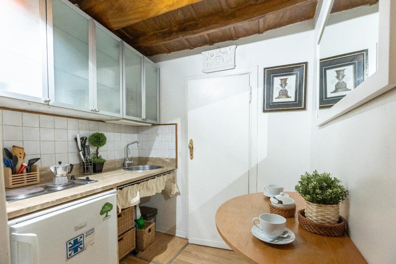 Romantica Studio-rental In * Rome