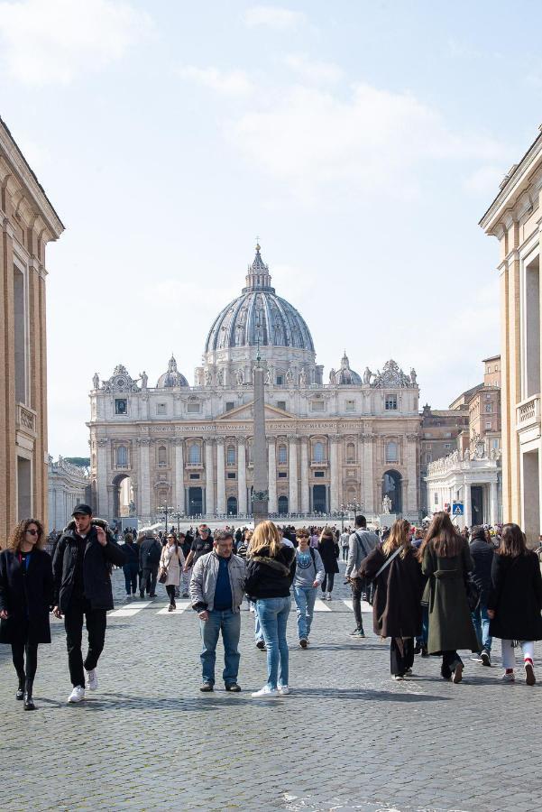 Vatican - Saint Peter's Homies * Rome