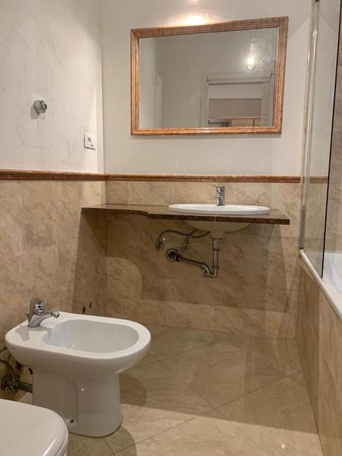 Guest house S.p.q.r. *