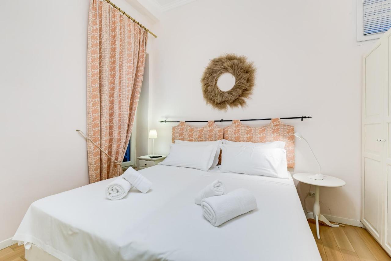 Trevi Fountain Modern Appartement