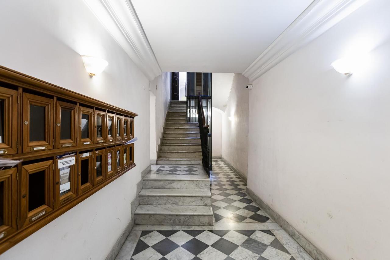 Appartement Trevi Fountain Modern Rome