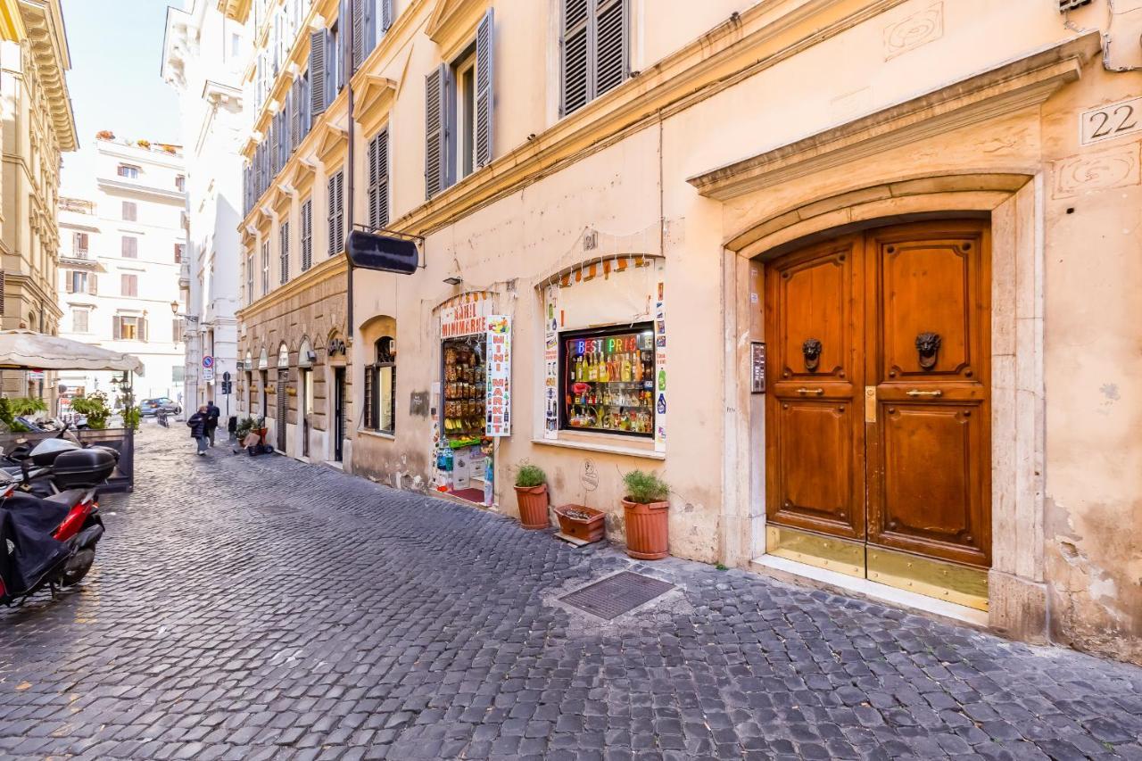 Trevi Fountain Modern Appartement