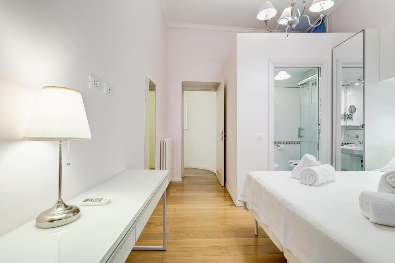 Trevi Fountain Modern Appartement *