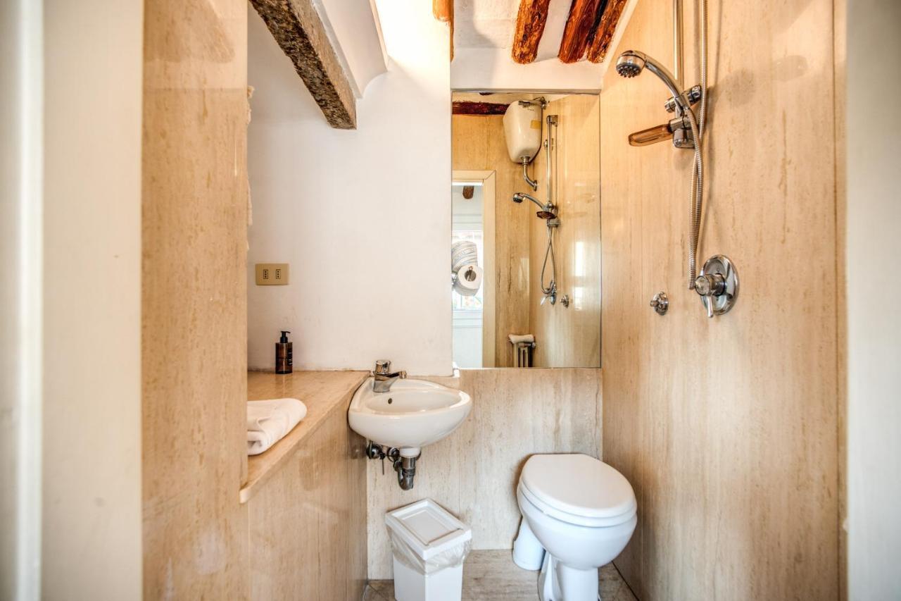 Lovely Attic With Private Terrace By Piazza Navona * Roma