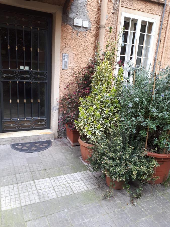 Tra Gianicolo E Trastevere *