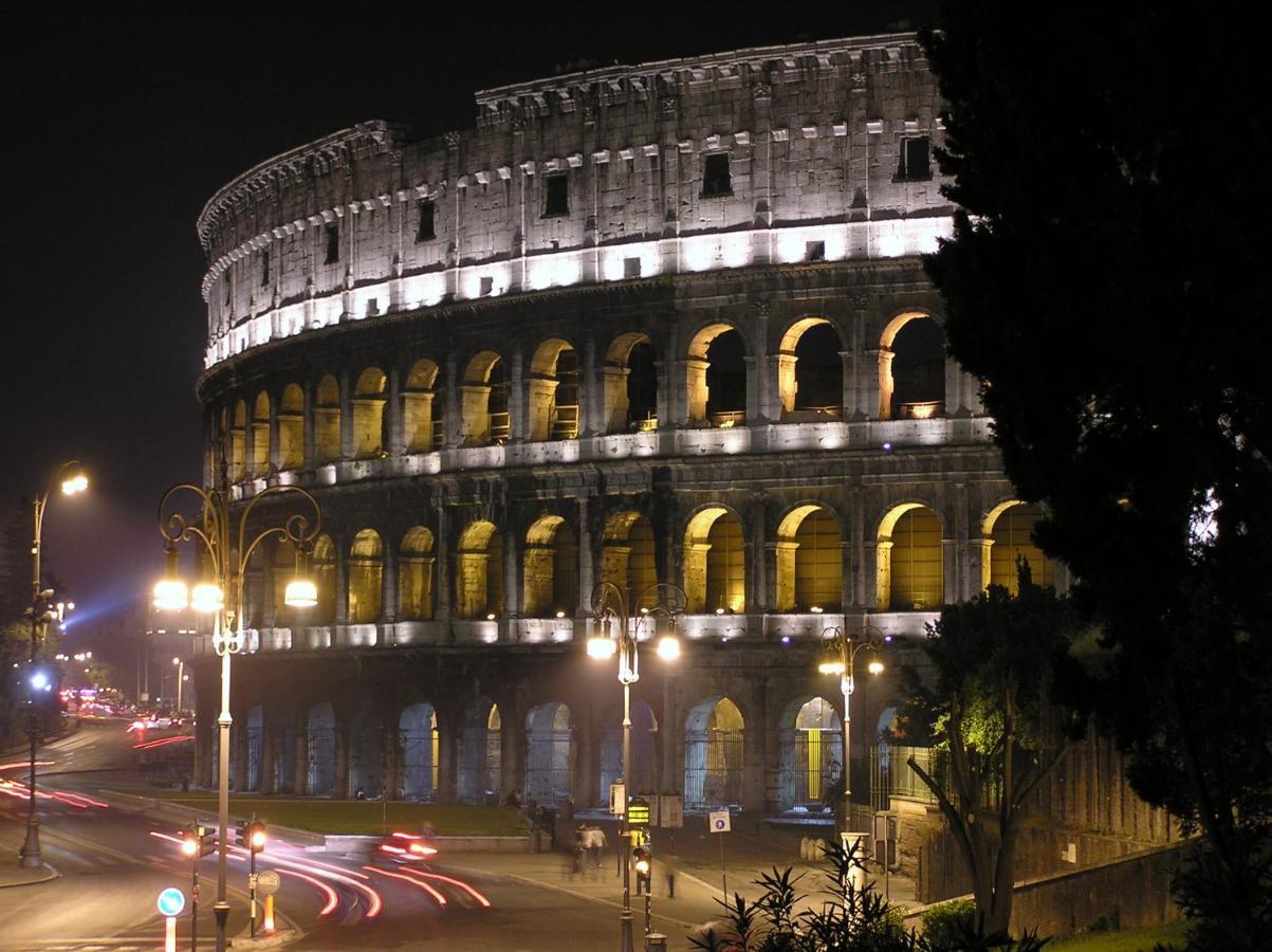 Casa Angelica Colle Oppio / Colosseo * Roma