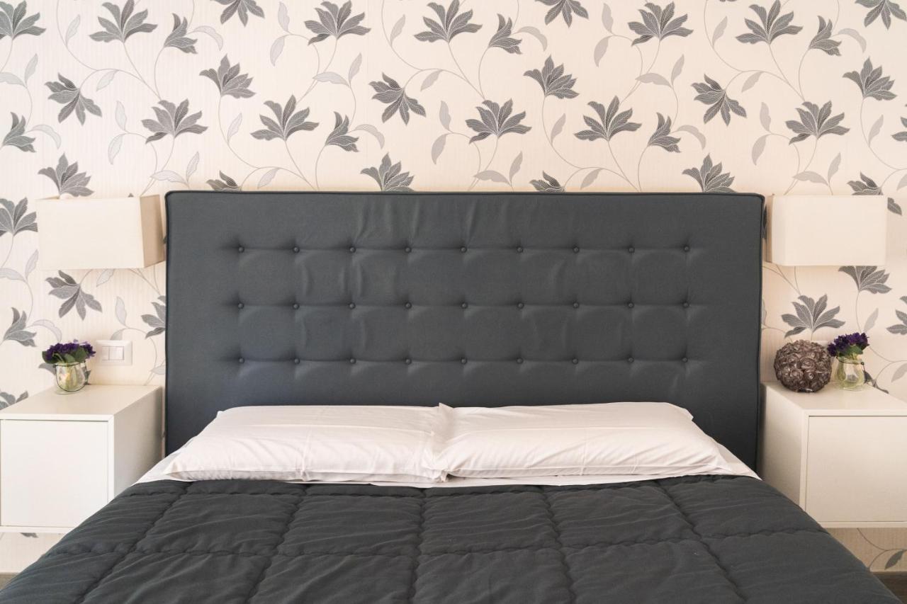 Romantic Dreams Guest house Rome
