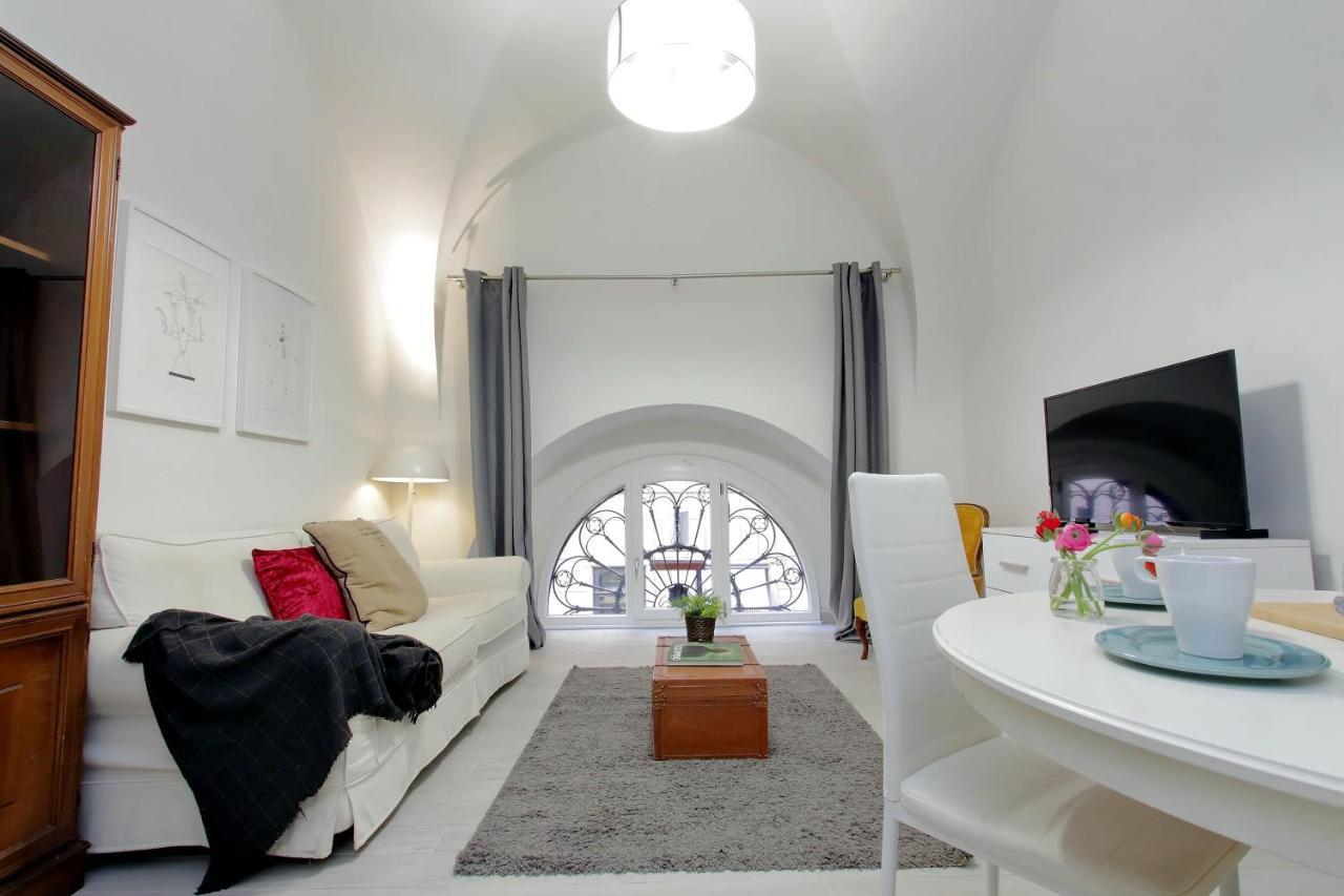 Apartment Ponte Cavour Rome