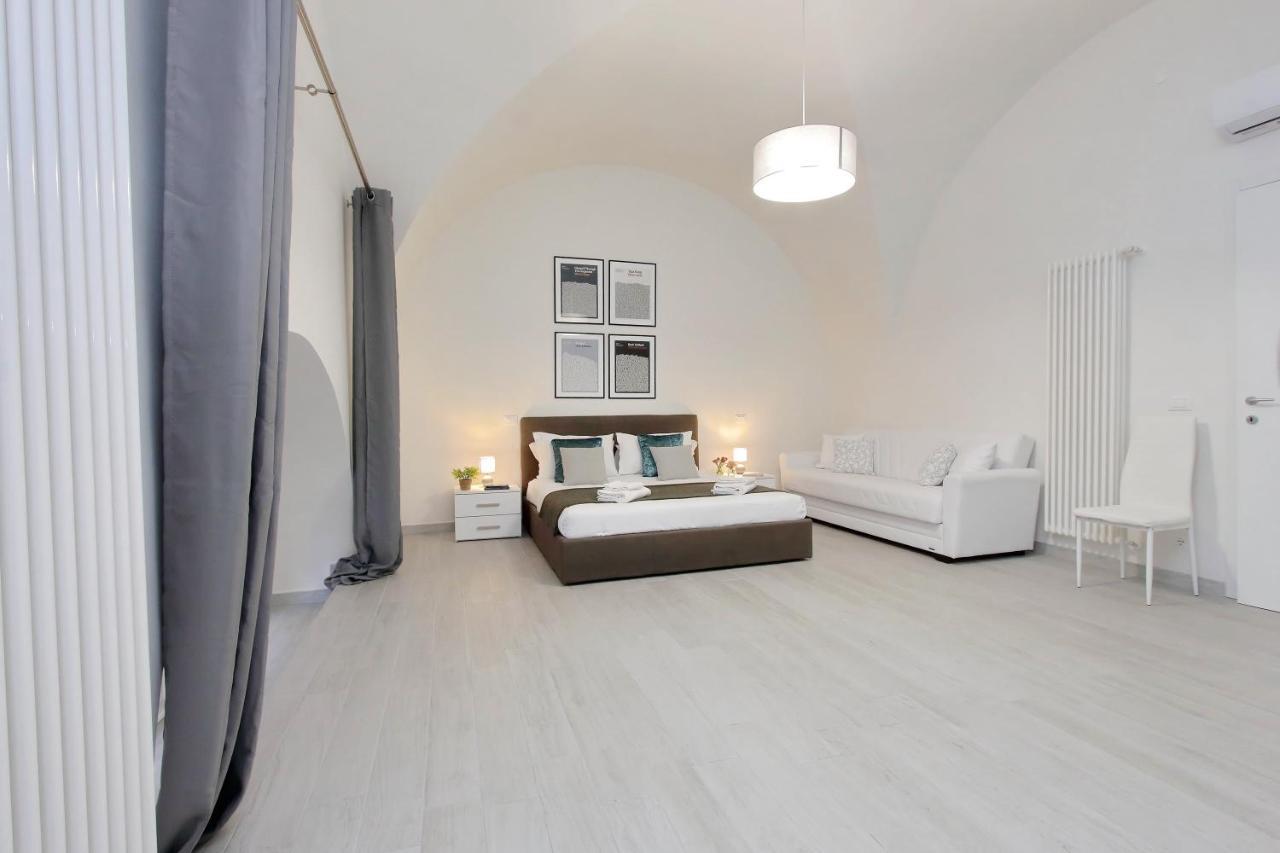 Ponte Cavour Apartment