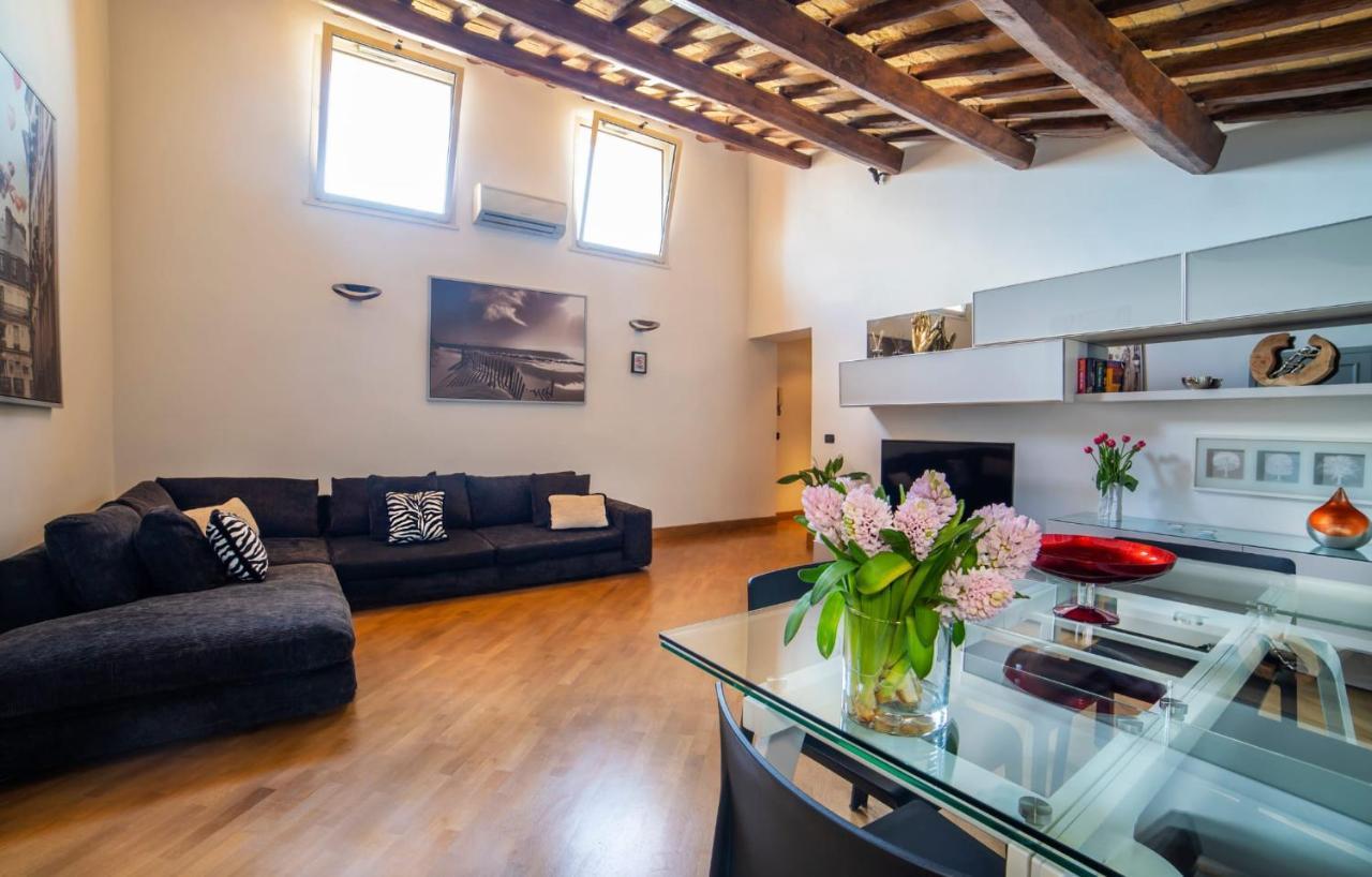 Experience Apartment *