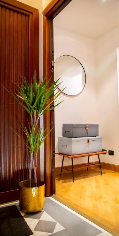 Experience Apartment *