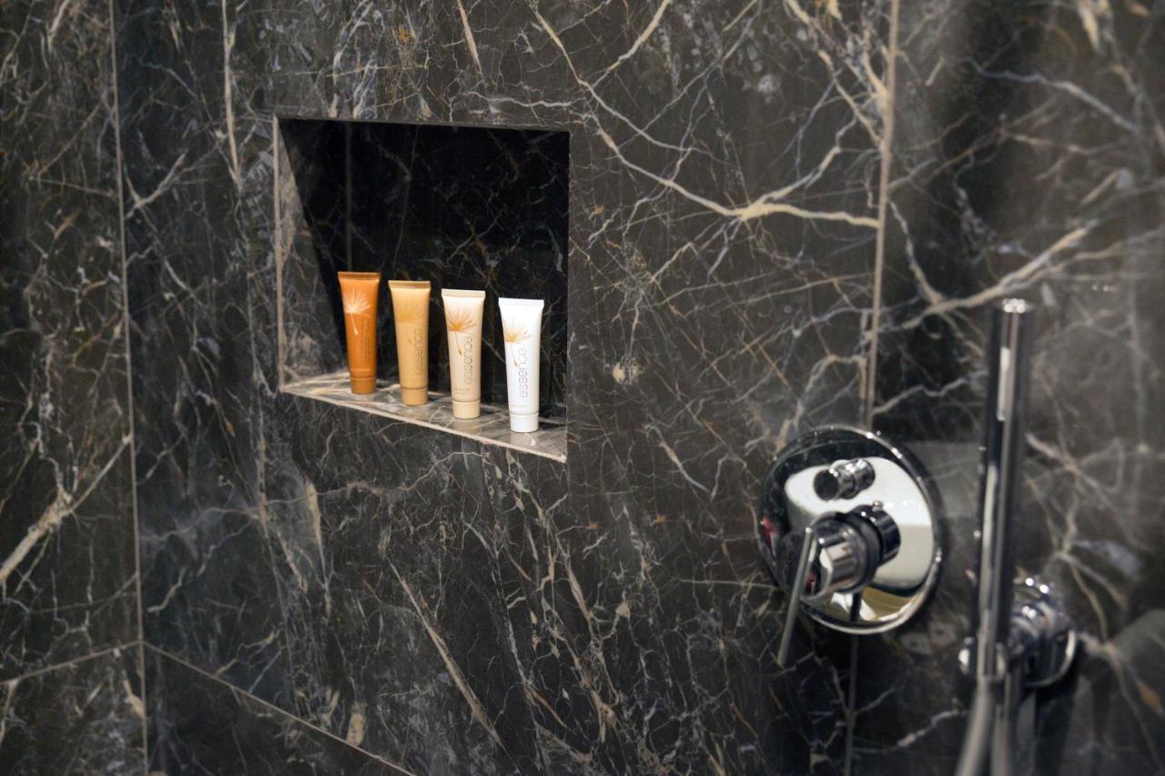 Couette-café Unicum 5*