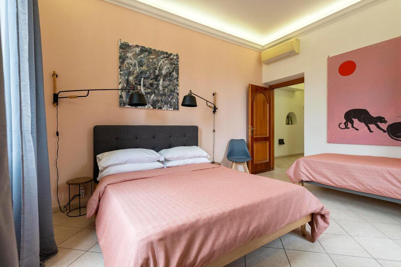 Whiteten Apartment