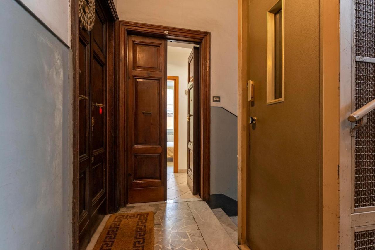 Whiteten Apartment Rome