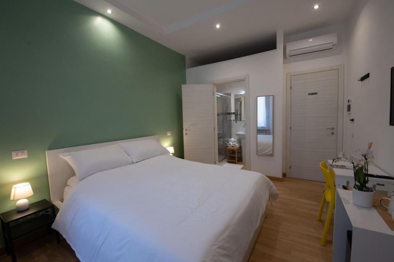 Domus Castroni Germanico Bed & Breakfast