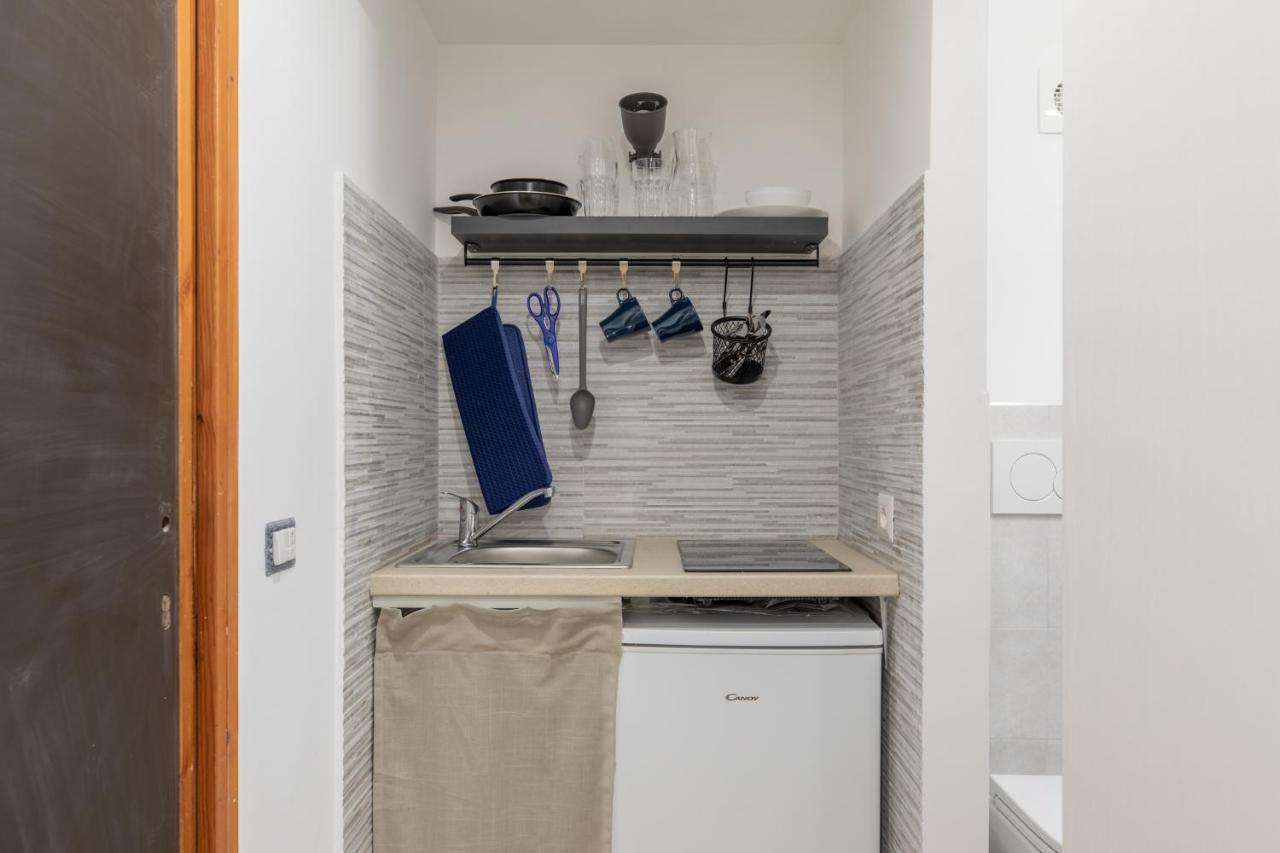 Iflat Small Studio In The Heart Of Trastevere * Rome