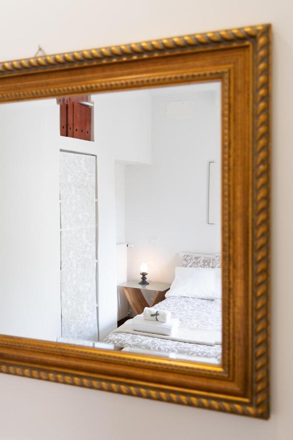 Apartment Trevi House Rome