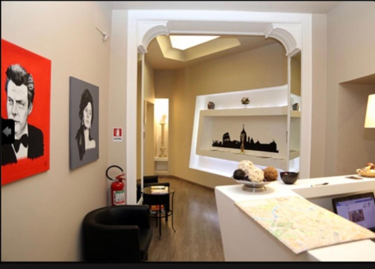 Luxury Sistina Suites *