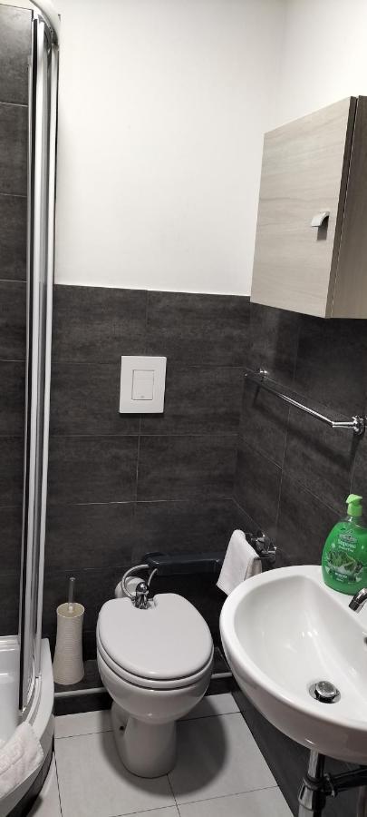 Domus Vatican Holiday's Bed & Breakfast