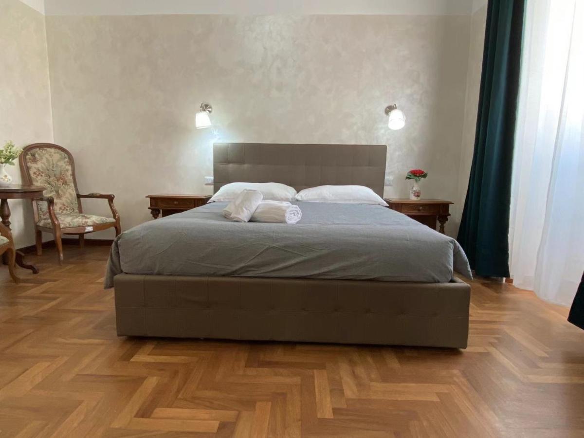 Apartment Cavour 44616 Rome