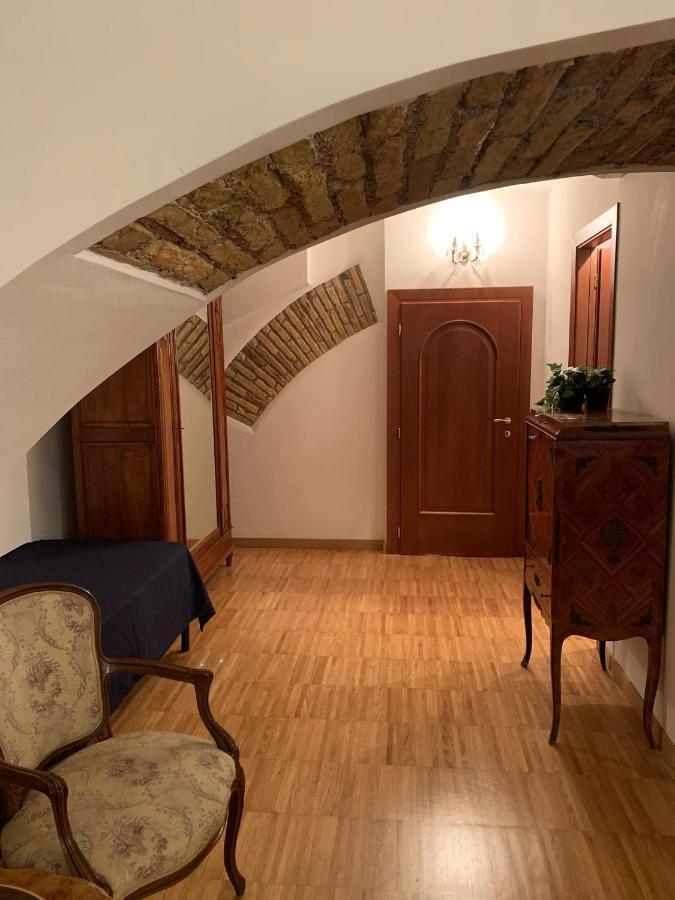 Residenza Tritone Luxury Trevi Fountain Hébergement de vacances