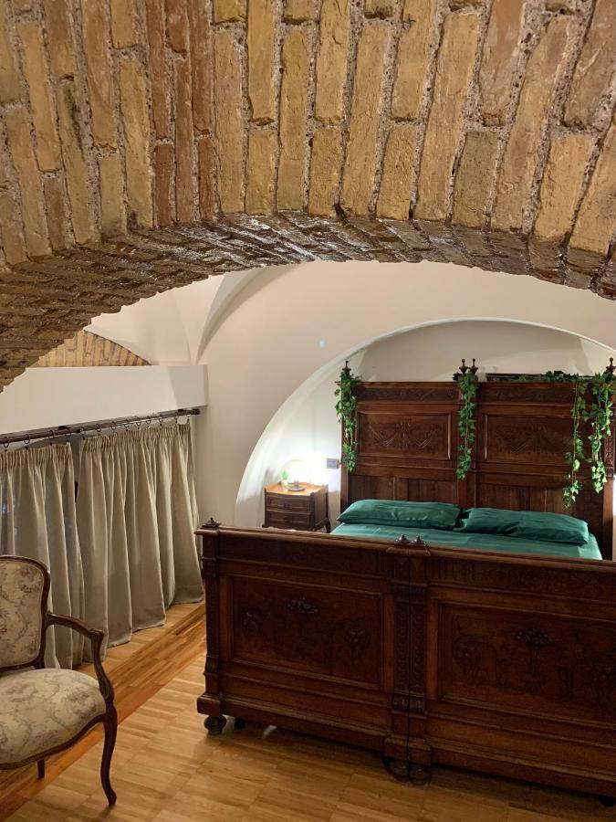 Residenza Tritone Luxury Trevi Fountain Guest house *