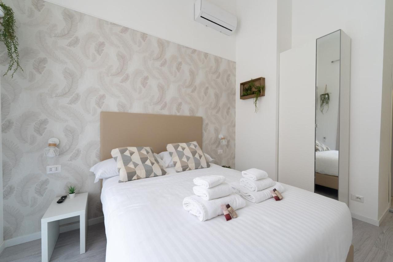 Guest house White Gioberti