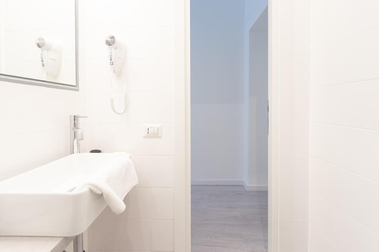 White Gioberti Guest house