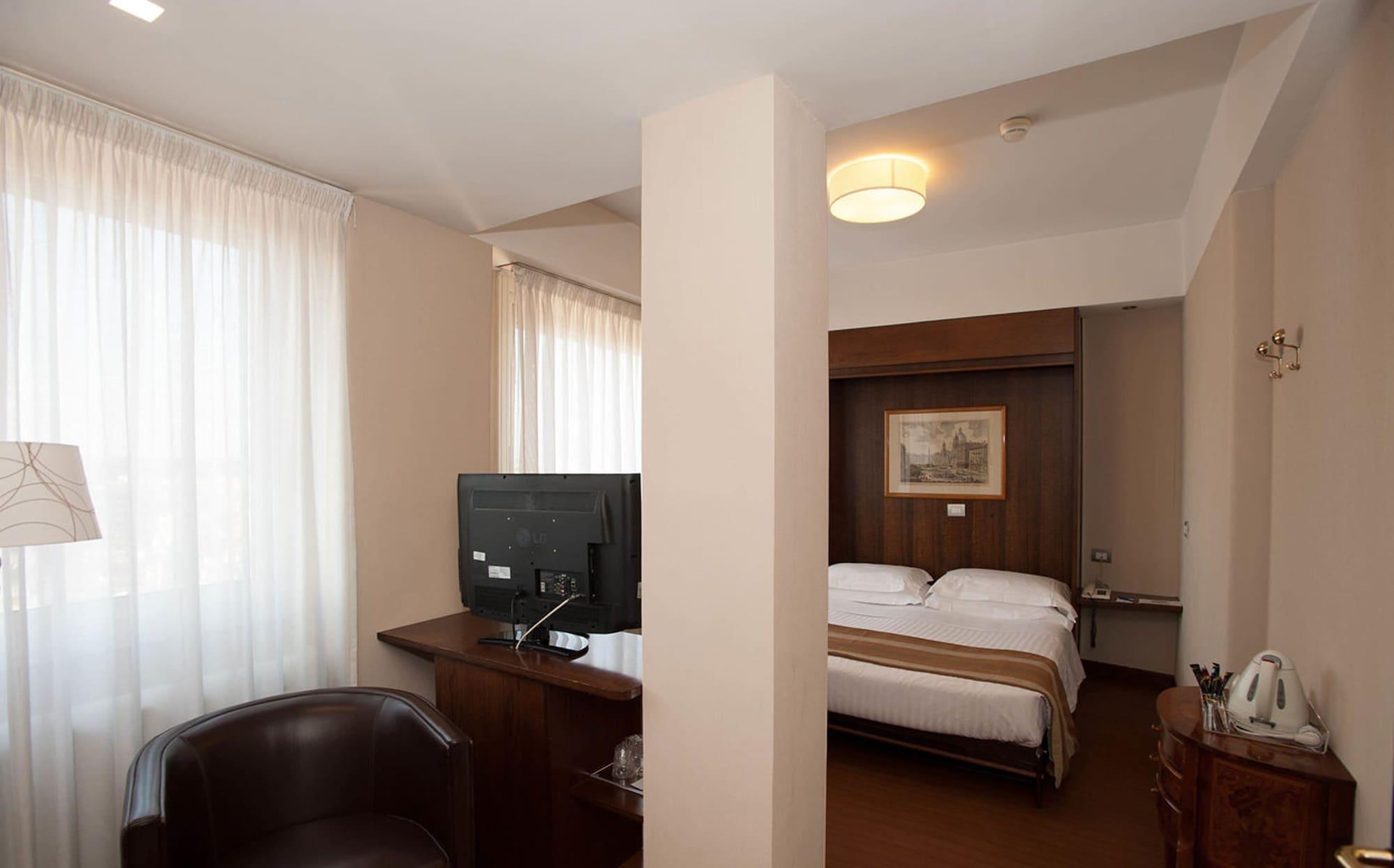 Best Western Piccadilly 4*
