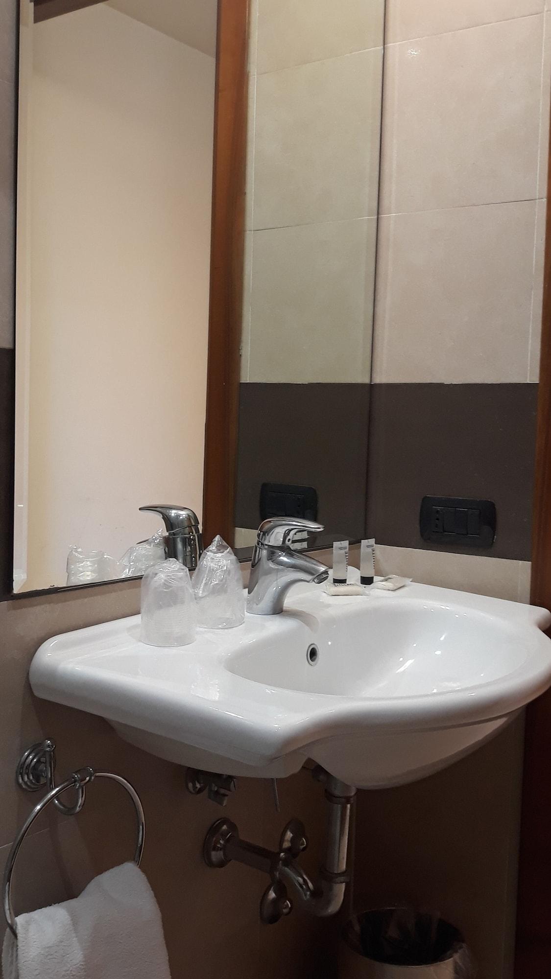 Crosti 3* Rome