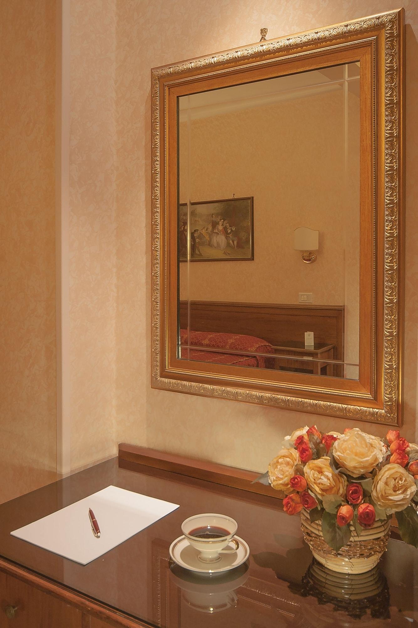 Silla Hotel 2*