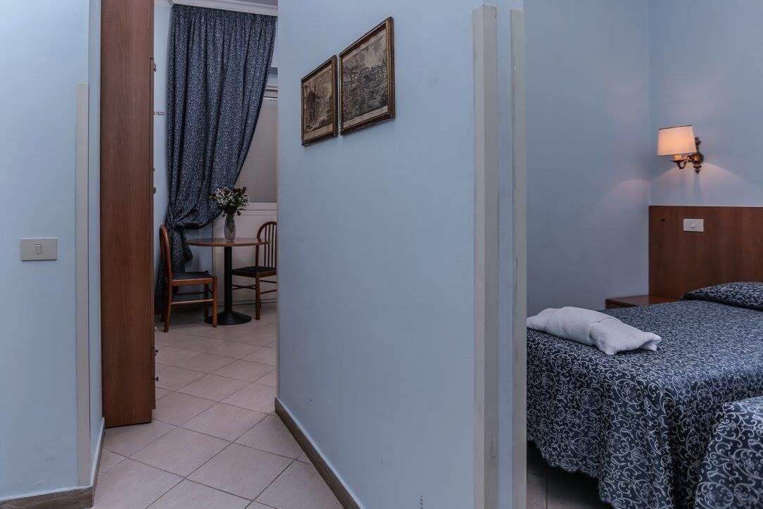Lodi Aparthotel 3*