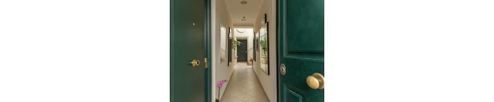 Lodi Aparthotel Rome