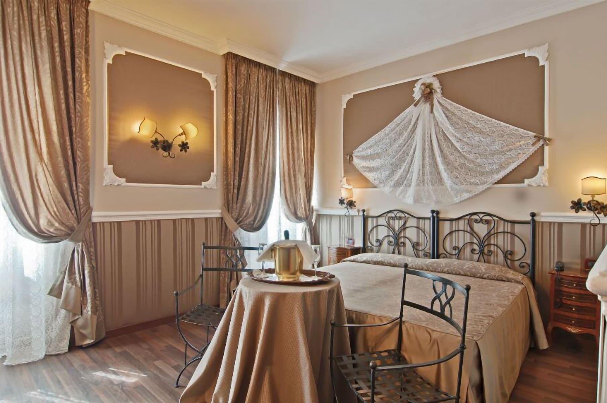 Residenza Antica 4* Rome