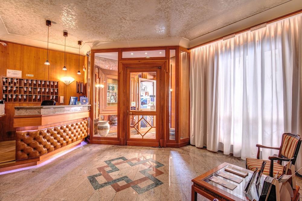 Verona Hotel 3*