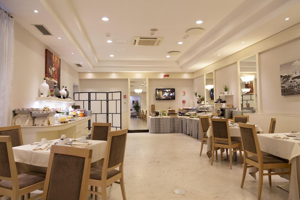 Leonardo Boutique Monti Hotel