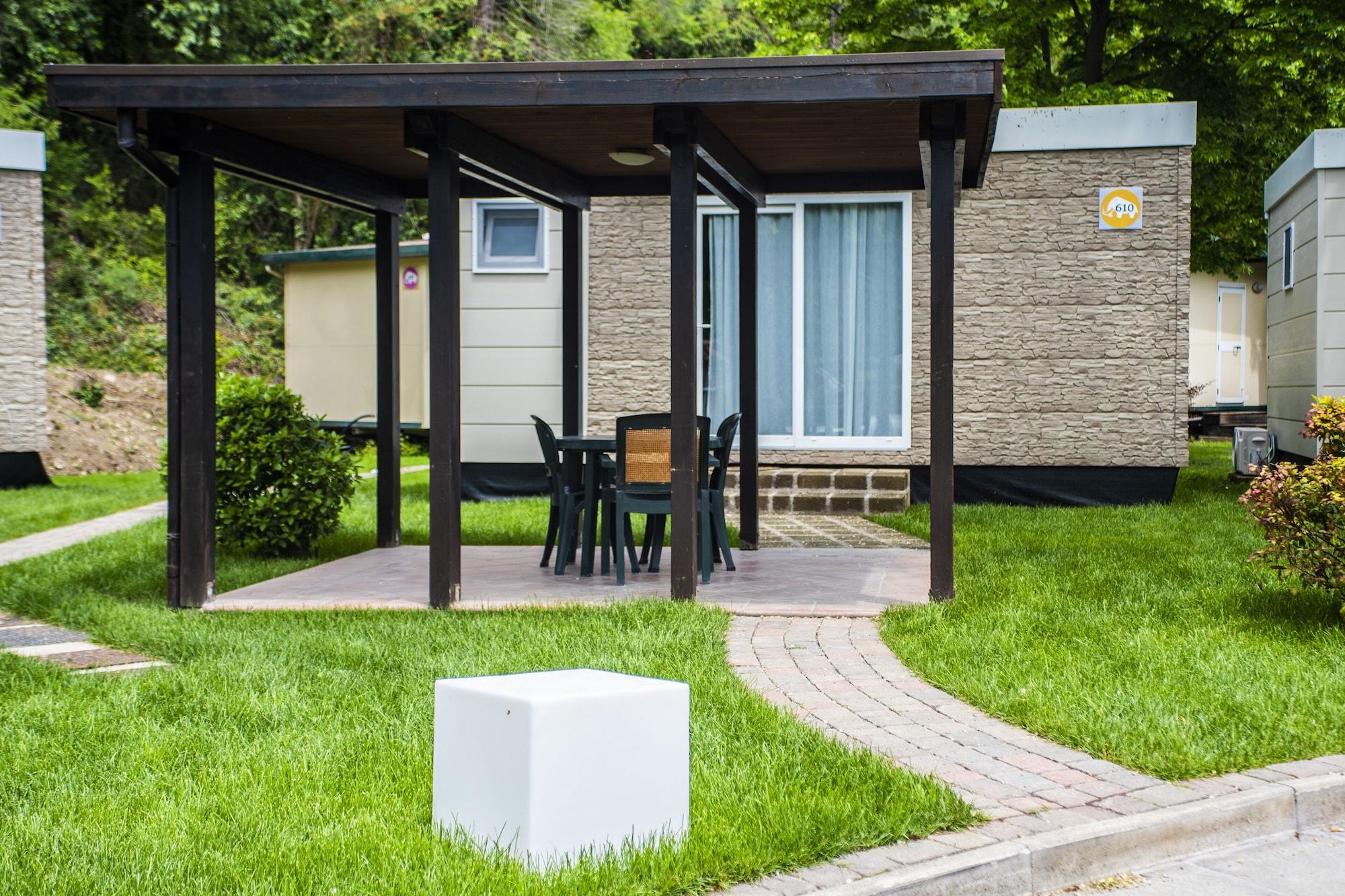 Flaminio Village Park 4*