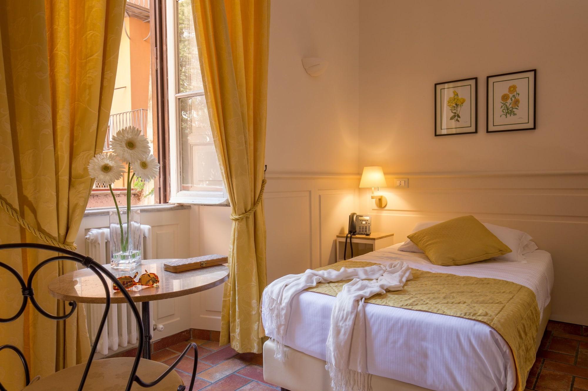 Aenea Couette-café 3*