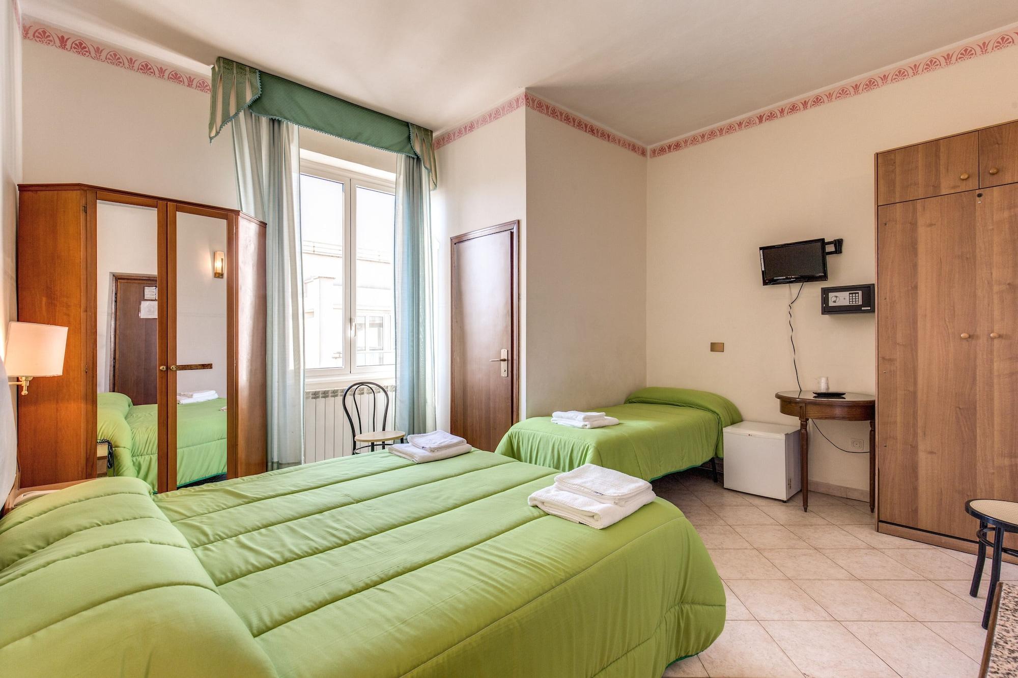 Cambridge Hotel Rome