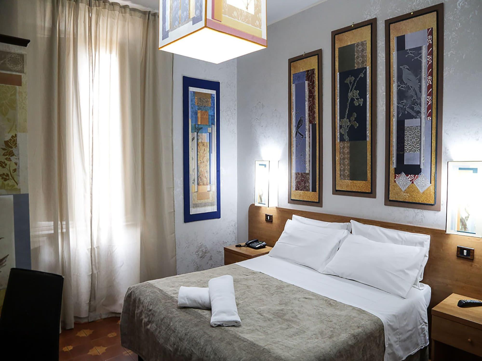 Roma Room Hotel 3*