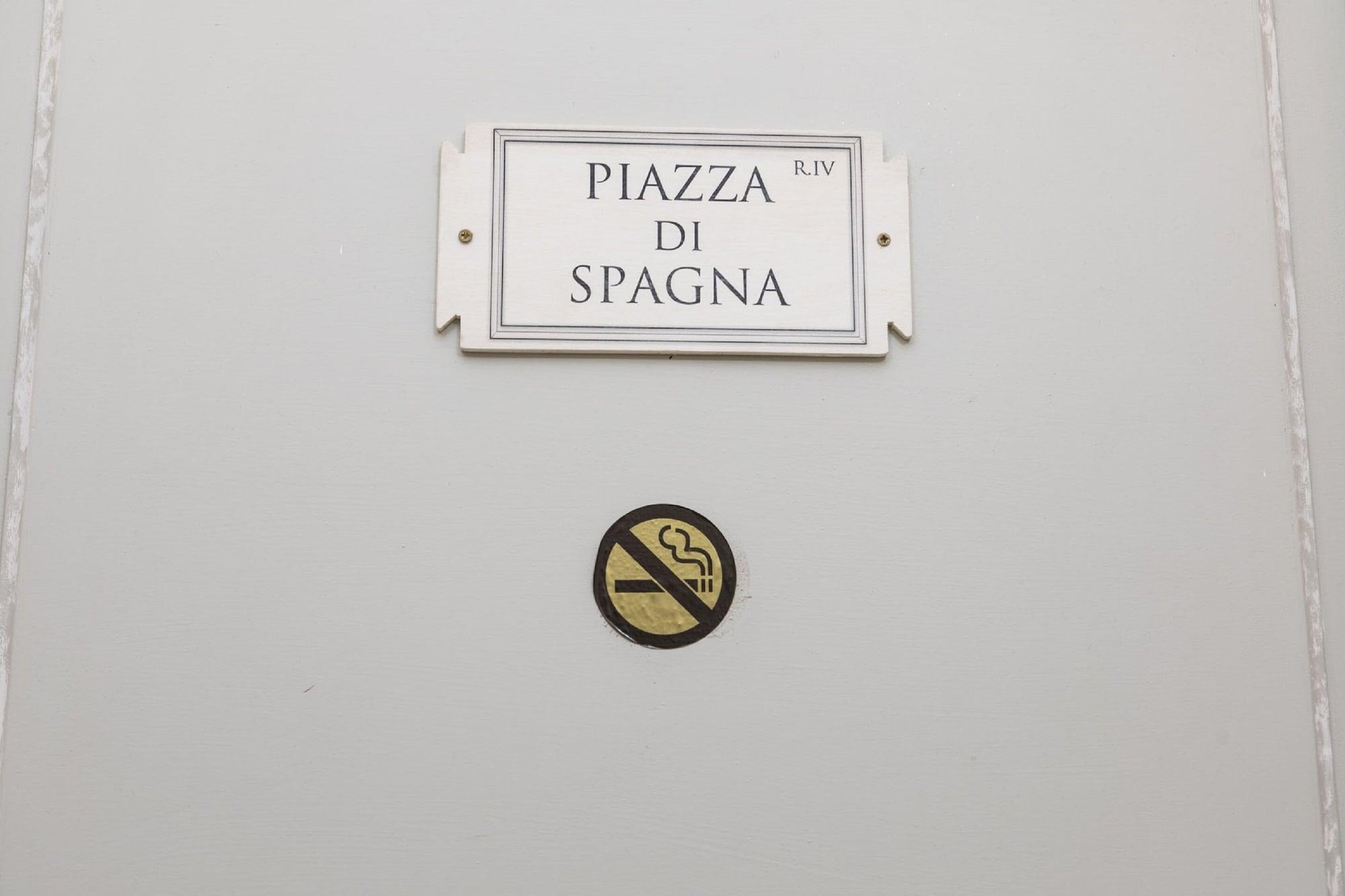La Maison Dell'orologio Bed & Breakfast 2*