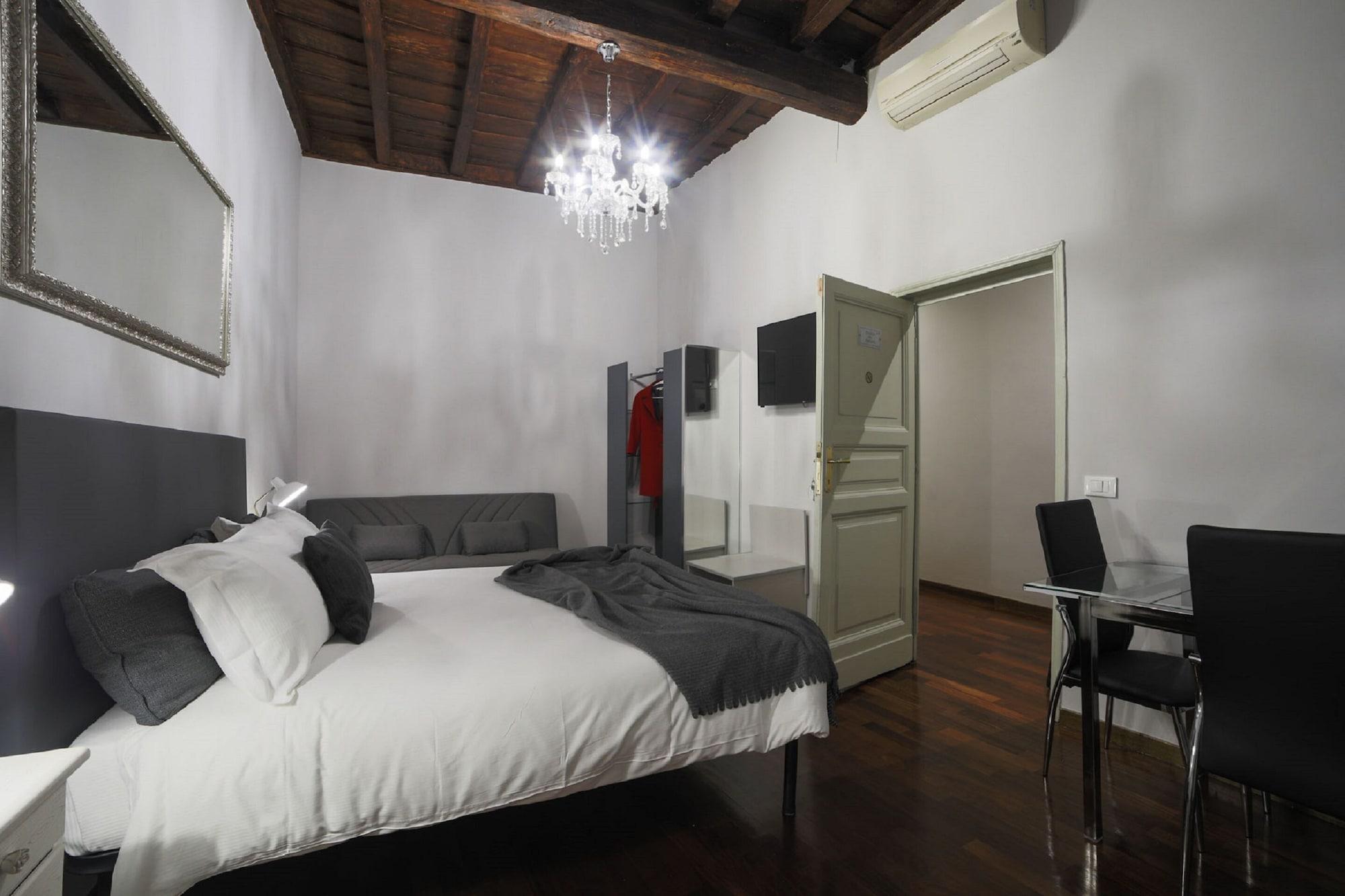 Bed & Breakfast La Maison Dell'orologio 2*